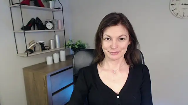 Snapshot of VivianWILD chatting on February 2025 10:35:01 AM VivianWILD online show from February 2025 10:35:01 AM