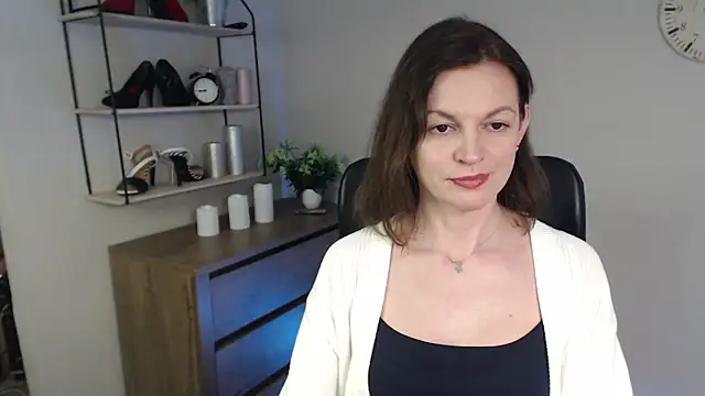 Snapshot of VivianWILD chatting on February 2025 02:12:02 PM VivianWILD online show from February 2025 02:12:02 PM