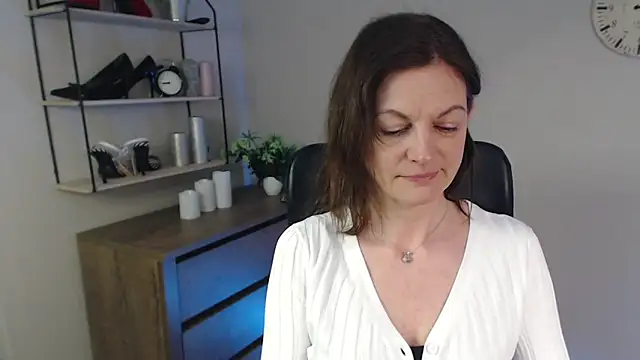 Snapshot of VivianWILD chatting on February 2025 07:20:01 AM VivianWILD online show from February 2025 07:20:01 AM