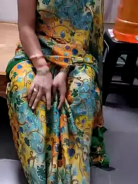 Snapshot of Januhot18 chatting on December 2024 01:16:02 PM Januhot18 online show from December 2024 01:16:02 PM