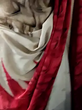 Snapshot of Januhot18 chatting on December 2024 03:58:02 AM Januhot18 online show from December 2024 03:58:02 AM