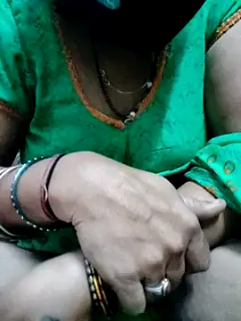 Snapshot of Januhot18 chatting on January 2025 03:17:02 PM Januhot18 online show from January 2025 03:17:02 PM