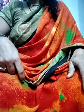 Snapshot of Januhot18 chatting on January 2025 09:05:01 AM Januhot18 online show from January 2025 09:05:01 AM