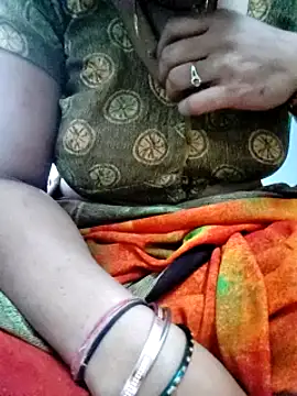 Snapshot of Januhot18 chatting on January 2025 05:59:01 AM Januhot18 online show from January 2025 05:59:01 AM