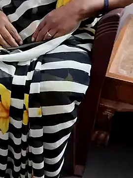 Snapshot of Januhot18 chatting on January 2025 11:34:02 AM Januhot18 online show from January 2025 11:34:02 AM