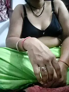 Snapshot of Januhot18 chatting on February 2025 06:51:02 PM Januhot18 online show from February 2025 06:51:02 PM