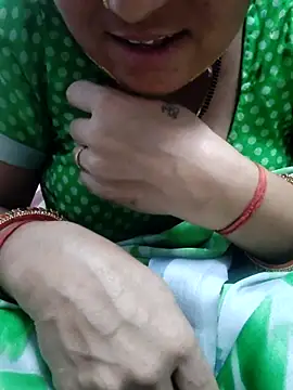 Snapshot of Januhot18 chatting on February 2025 04:42:02 AM Januhot18 online show from February 2025 04:42:02 AM