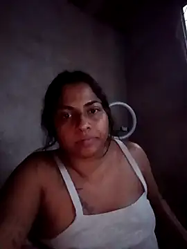 Snapshot of Giselabrunette25 chatting on September 2025 10:37:01 AM Giselabrunette25 online show from September 2025 10:37:01 AM