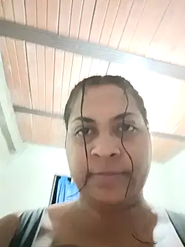 Snapshot of Giselabrunette25 chatting on October 2025 10:08:02 AM Giselabrunette25 online show from October 2025 10:08:02 AM