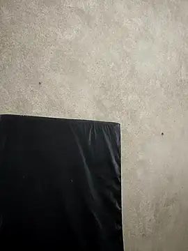 Snapshot of Giselabrunette25 chatting on December 2025 10:02:01 AM Giselabrunette25 online show from December 2025 10:02:01 AM