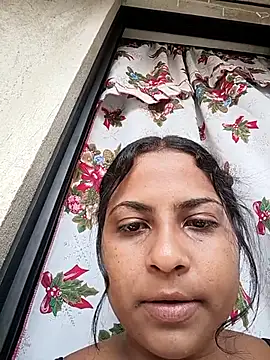 Snapshot of Giselabrunette25 chatting on December 2025 05:07:02 PM Giselabrunette25 online show from December 2025 05:07:02 PM