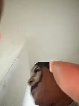 Giselabrunette25 online show from April 2026 04:37:02 PM