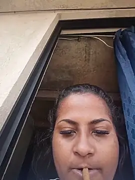 Giselabrunette25 online show from June 2026 06:16:01 PM