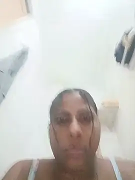 Giselabrunette25 online show from July 2026 11:34:01 AM