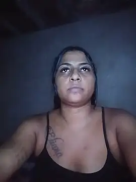 Giselabrunette25 online show from July 2026 07:39:01 PM