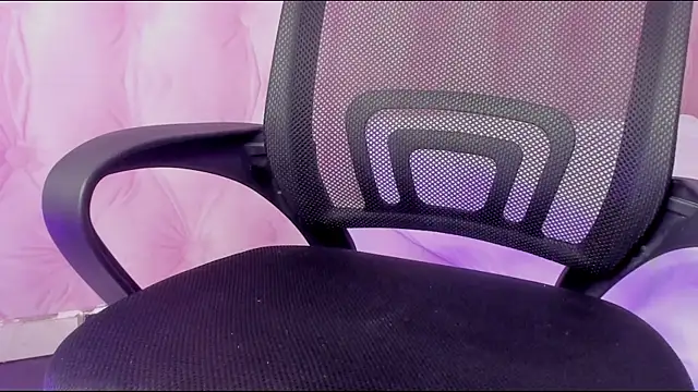 Hilary-banks online show from February 2025 06:03:01 AM