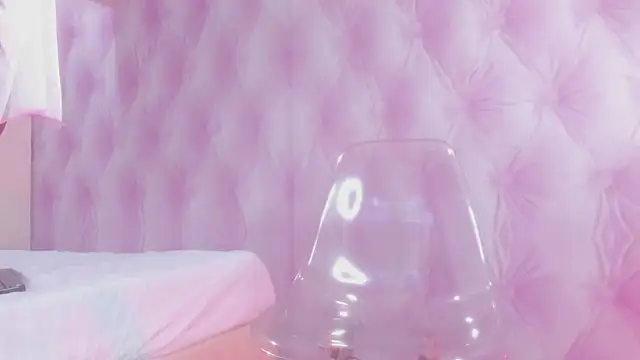 Hilary-banks online show from February 2025 05:22:01 AM