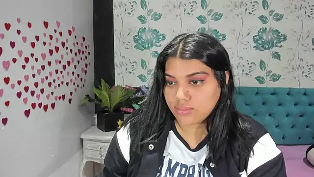 LindaBreeS online show from February 2025 04:52:01 PM