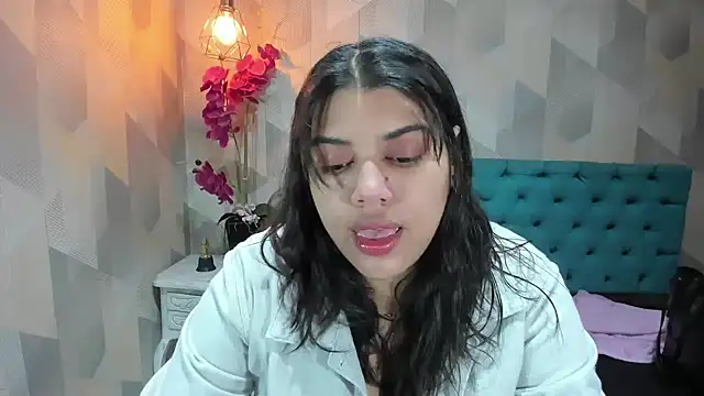 LindaBreeS online show from February 2026 02:14:01 PM