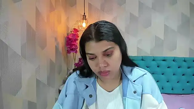 LindaBreeS online show from July 2026 01:28:01 PM