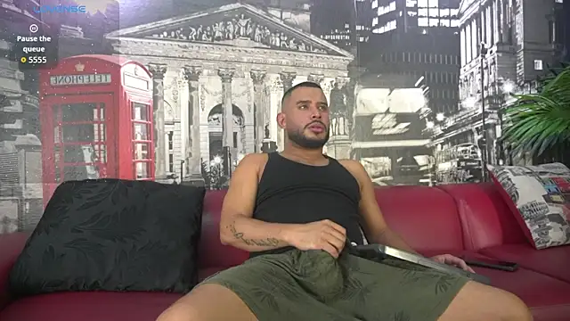 Snapshot of THIAGOXBIG chatting on October 2025 09:48:02 PM THIAGOXBIG online show from October 2025 09:48:02 PM