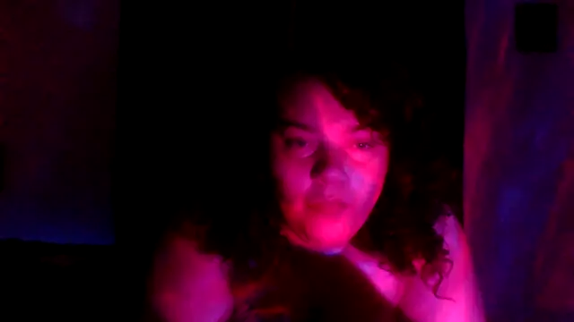 Snapshot of lolabun247 chatting on September 2025 05:10:02 AM lolabun247 online show from September 2025 05:10:02 AM