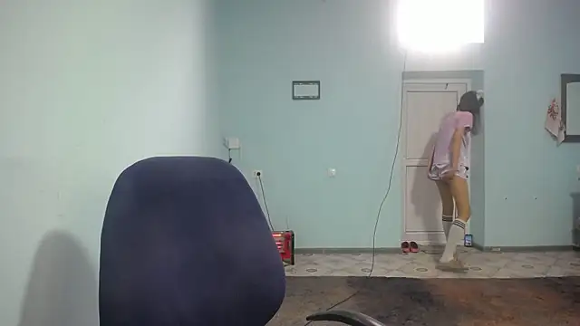 elllaaxx online show from March 2025 04:45:02 AM