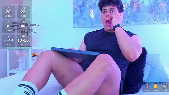 arminjones1 online show from October 2025 12:31:02 AM