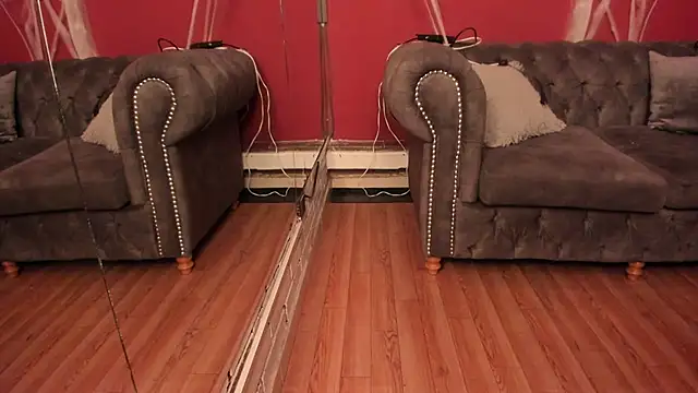 Snapshot of Julieta_Russell chatting on October 2025 11:11:01 AM Julieta Russell online show from October 2025 11:11:01 AM