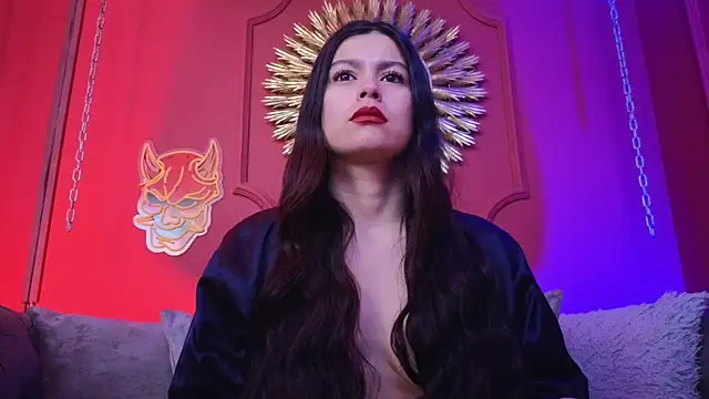 Snapshot of Julieta_Russell chatting on November 2025 12:15:01 PM Julieta Russell online show from November 2025 12:15:01 PM