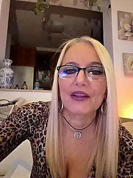 kikkastar online show from January 2026 08:57:02 PM