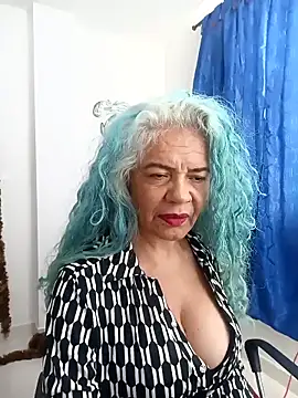 freyadevil333 online show from January 2026 03:14:01 PM