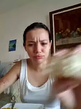 Snapshot of Angela_hank2 chatting on December 2025 11:47:01 AM Angela hank2 online show from December 2025 11:47:01 AM