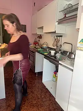 Sunbelxx online show from April 2026 08:15:01 AM