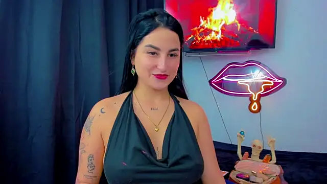 sunshine uwu22 online show from April 2026 06:30:01 PM