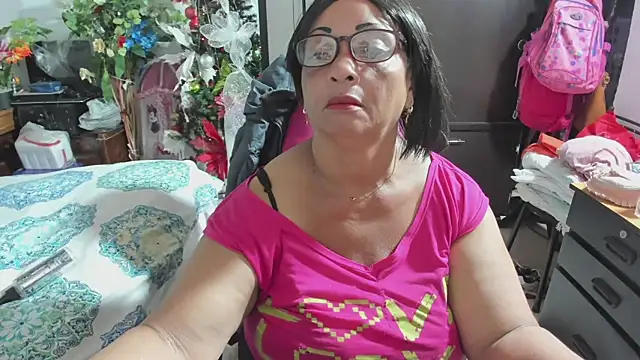 Mrs mommy  online show from December 2025 02:46:02 PM