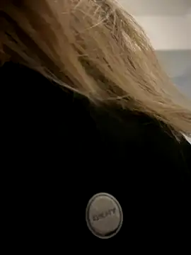 HotXMom online show from November 2025 06:57:01 AM