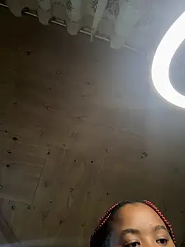 Linahlove online show from December 2024 10:12:02 PM