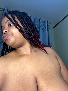 Linahlove online show from December 2025 03:43:01 PM