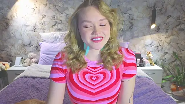 Aurora Golden1 online show from November 2025 04:40:01 PM