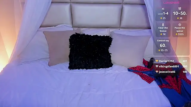 Snapshot of kristen_kassi chatting on October 2025 07:38:01 AM kristen kassi online show from October 2025 07:38:01 AM