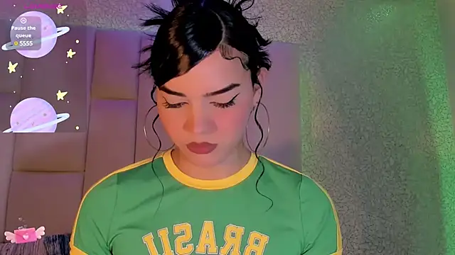 Snapshot of Summer_walkerr chatting on January 2025 12:39:01 PM Summer walkerr online show from January 2025 12:39:01 PM