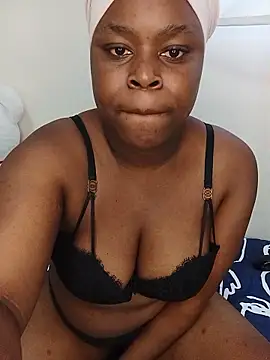 Snapshot of chocolete_candy chatting on December 2025 07:38:01 AM chocolete candy online show from December 2025 07:38:01 AM