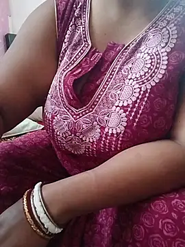 Snapshot of Ivy-09 chatting on January 2026 07:55:01 AM Ivy-09 online show from January 2026 07:55:01 AM