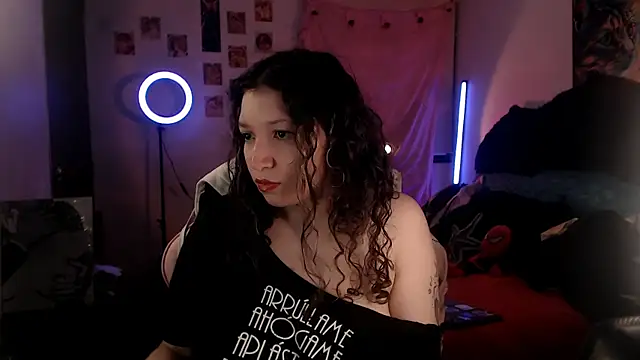 Snapshot of AllyDonfort chatting on July 2026 12:24:01 AM AllyDonfort online show from July 2026 12:24:01 AM