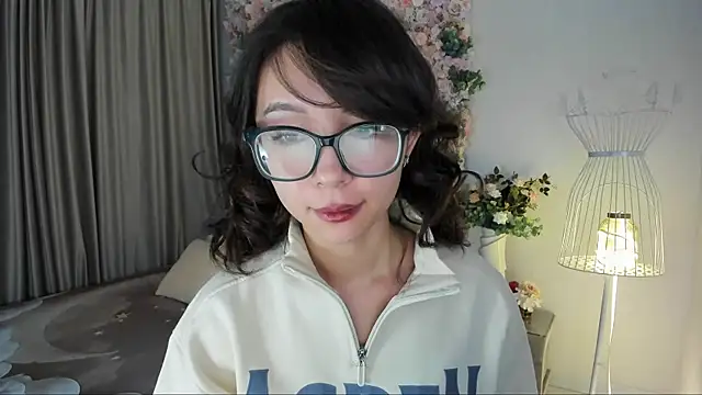 AgnieszkaBanana online show from November 2025 04:12:02 AM