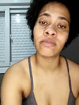 Snapshot of Su_Duarte_1 chatting on November 2025 09:48:01 PM Su Duarte 1 online show from November 2025 09:48:01 PM