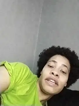 Snapshot of Su_Duarte_1 chatting on November 2025 02:23:02 AM Su Duarte 1 online show from November 2025 02:23:02 AM