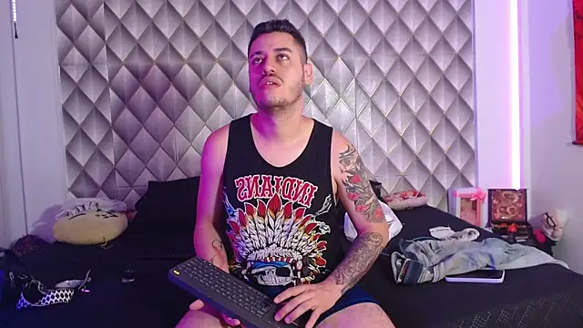 CoupleSwingerLatin online show from March 2026 04:05:02 AM