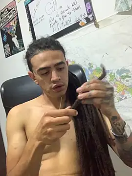 JovenDesobediente online show from September 2025 02:44:01 AM